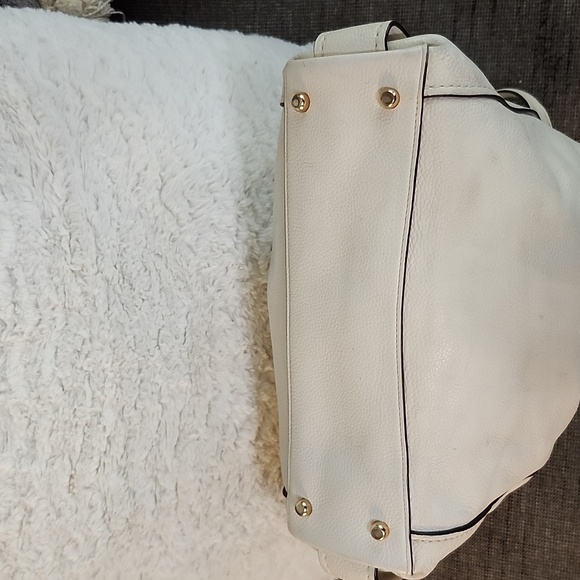 Coach Ivory Leather "Edie" - Picture 7 of 14